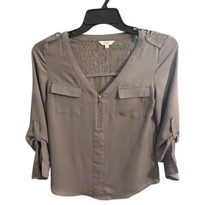 Candie's Gray Gorpcore Utility Blouse: Lace Back Safari Chic Roll Tab Top S